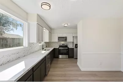 8630 Winewood Drive, Houston, TX 77044 - Photo 15