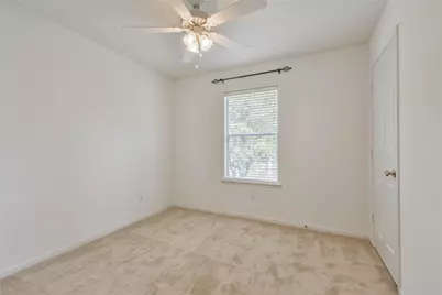 2 Willow Point Place, The Woodlands, TX 77382 - Photo 31