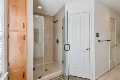 2 Willow Point Place, The Woodlands, TX 77382 - Photo 27