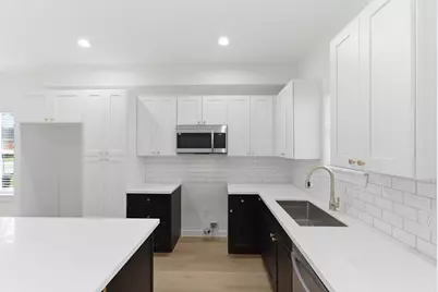 8408 Darien Street #A/B, Houston, TX 77028 - Photo 9
