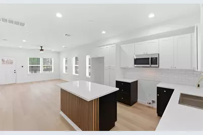 8408 Darien Street #A/B, Houston, TX 77028 - Photo 11