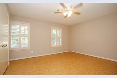 9656 Westview Drive #8, Houston, TX 77055 - Photo 31