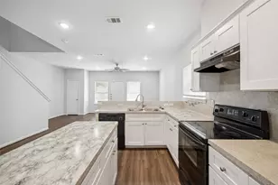 9018 Everglade Dr, Houston, TX 77078 - Photo 11