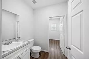 9018 Everglade Dr, Houston, TX 77078 - Photo 13