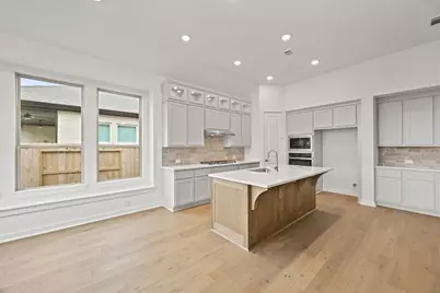 116 Silverbow Creek Way, Conroe, TX 77304 - Photo 5