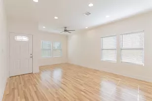 8923 De Priest St, Houston, TX 77088 - Photo 5