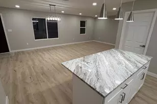 462 Ave B, Markham, TX 77456 - Photo 17