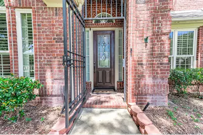 203 Bay Bridge Drive, Sugar Land, TX 77478 - Photo 5