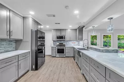 8902 Theysen Drive, Houston, TX 77080 - Photo 23