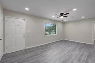 9409 Fairland Dr, Houston, TX 77051 - Photo 5