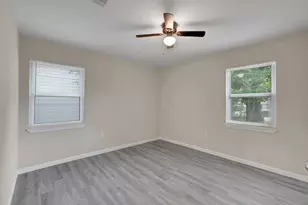 9409 Fairland Dr, Houston, TX 77051 - Photo 13
