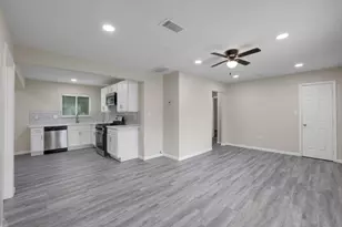 9409 Fairland Dr, Houston, TX 77051 - Photo 7