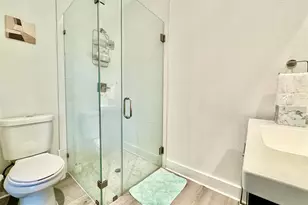 1914 Blodgett St, Houston, TX 77004 - Photo 7