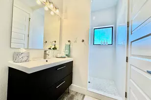 1914 Blodgett St, Houston, TX 77004 - Photo 29