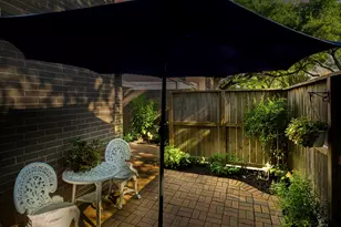 13833 Hollowgreen Dr, Houston, TX 77082 - Photo 9