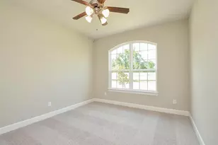 4711 Hollow Tree Dr, Sugar Land, TX 77479 - Photo 7