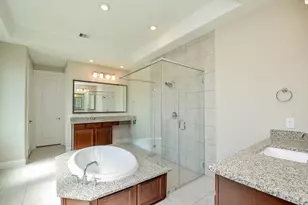 4711 Hollow Tree Dr, Sugar Land, TX 77479 - Photo 19