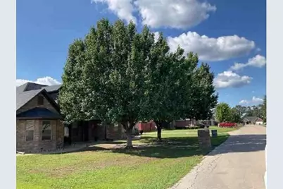 2709 Silver Spring Trail, Mt Pleasant, TX 75455 - Photo 5