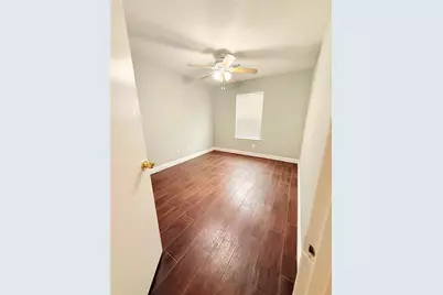 320 Willowick Street, Tomball, TX 77375 - Photo 9