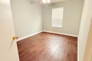 320 Willowick St, Tomball, TX 77375 - Photo 9