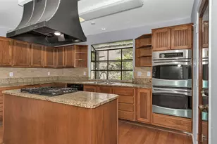 131 Trace Creek Dr, The Woodlands, TX 77381 - Photo 11