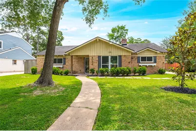 4034 Shady Springs Drive, Seabrook, TX 77586 - Photo 1