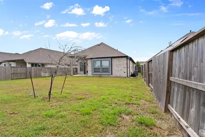 10115 Maclaren Drive, Iowa Colony, TX 77583 - Photo 29