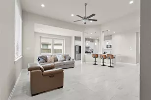 10115 MacLaren Dr, Iowa Colony, TX 77583 - Photo 5