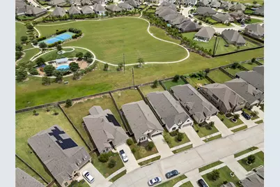 10115 Maclaren Drive, Iowa Colony, TX 77583 - Photo 33