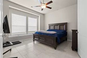 10115 MacLaren Dr, Iowa Colony, TX 77583 - Photo 7