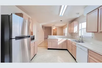 7226 Shaman Lane, Houston, TX 77083 - Photo 7