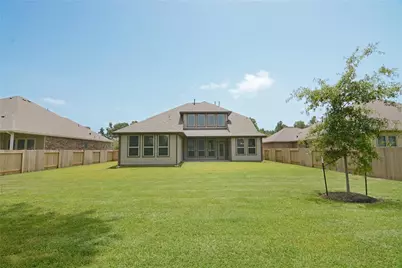 2072 Brookmont Drive, Conroe, TX 77301 - Photo 7