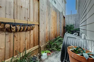 315 W Drew St, Houston, TX 77006 - Photo 31