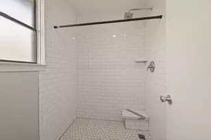 7918 Battleoak Dr, Houston, TX 77040 - Photo 11