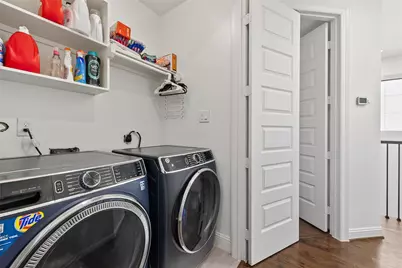 1303 Upland Retreat Blue Place, Houston, TX 77043 - Photo 33