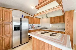 3014 Bay Oaks Harbor Dr, Baytown, TX 77523 - Photo 11