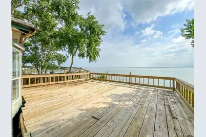3014 Bay Oaks Harbor Drive, Baytown, TX 77523 - Photo 7