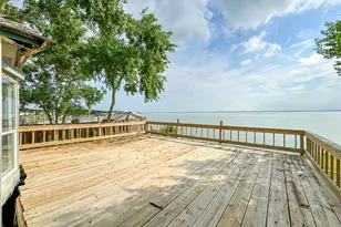 3014 Bay Oaks Harbor Dr, Baytown, TX 77523 - Photo 7