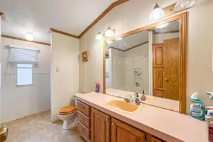 3014 Bay Oaks Harbor Dr, Baytown, TX 77523 - Photo 13