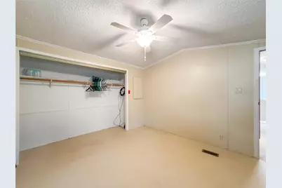 3014 Bay Oaks Harbor Drive, Baytown, TX 77523 - Photo 15