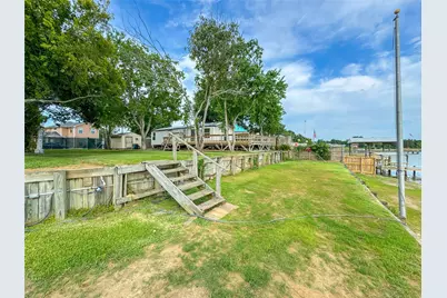 3014 Bay Oaks Harbor Drive, Baytown, TX 77523 - Photo 25