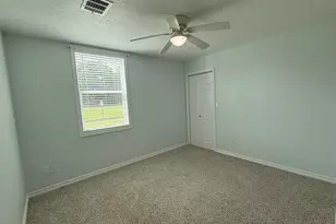 8380 Shady Ln, Bryan, TX 77808 - Photo 9