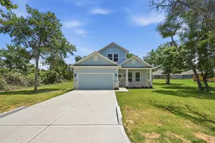 26652 White Pine Dr, Hempstead, TX 77445 - Photo 1