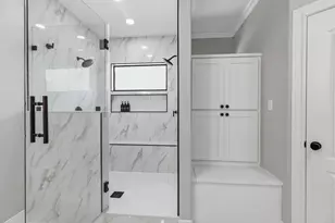 8472 Grand Lake Estates Dr, Montgomery, TX 77316 - Photo 27