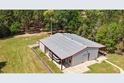 8472 Grand Lake Estates Drive, Montgomery, TX 77316 - Photo 11