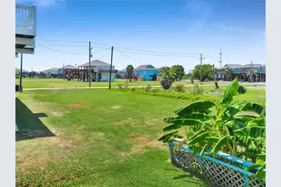 974 Pelican Lane, Crystal Beach, TX 77650 - Photo 3