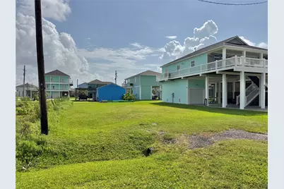 974 Pelican Lane, Crystal Beach, TX 77650 - Photo 5