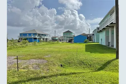 974 Pelican Lane, Crystal Beach, TX 77650 - Photo 3