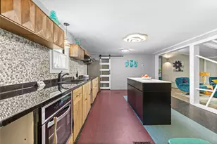 14189 Shadow Bay Dr, Willis, TX 77318 - Photo 9