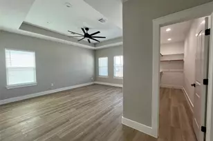 8006 Cora St, Houston, TX 77088 - Photo 11